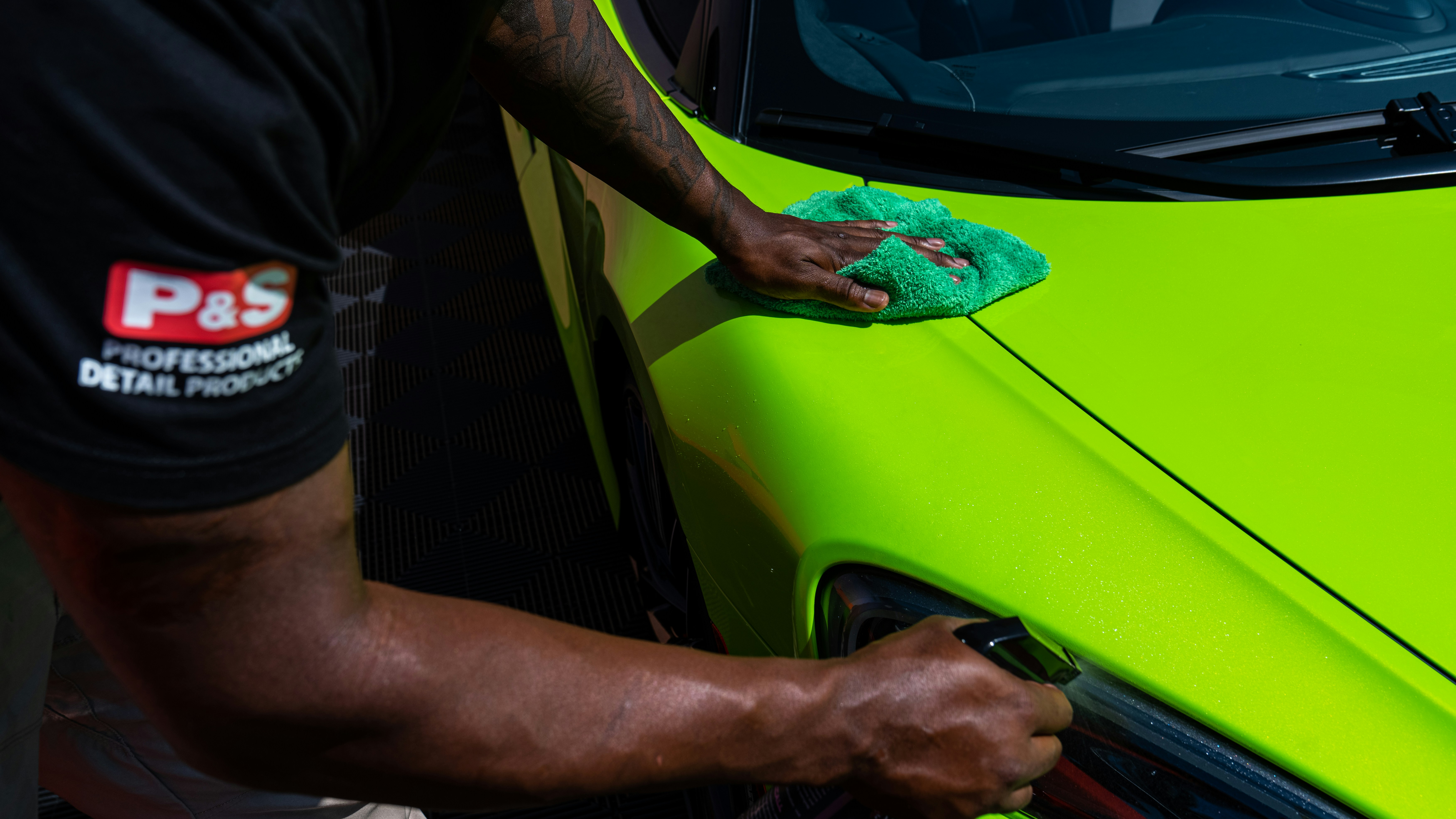 Detailing Faruri